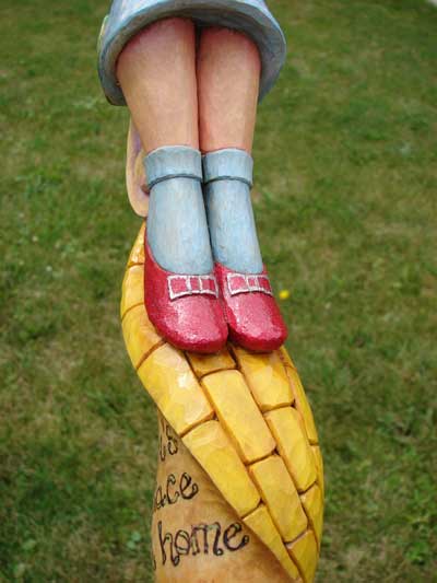 368TWWizardOfOzCaneDetail