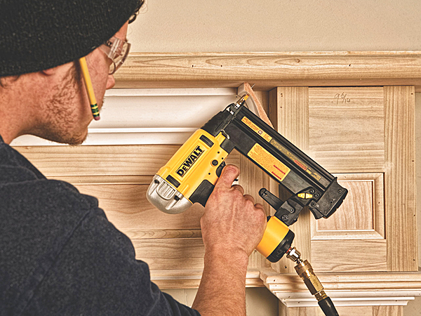 382WISDeWALTBradNailer-2