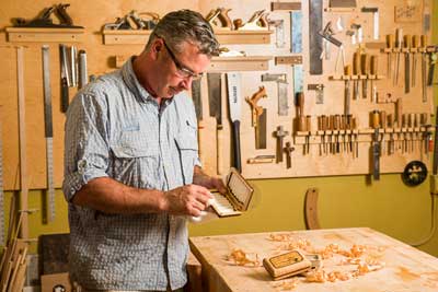 383TWAlSwansonInShop