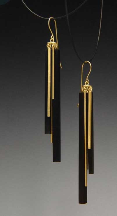 413TWEbonyNGoldEarrings