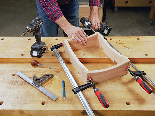 Clamping and screwing Adirondack table apron base