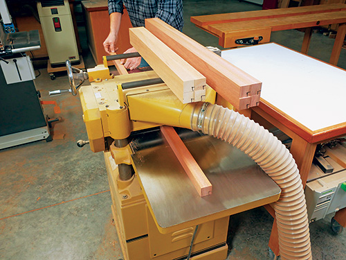 Smoothing stock for plant stand