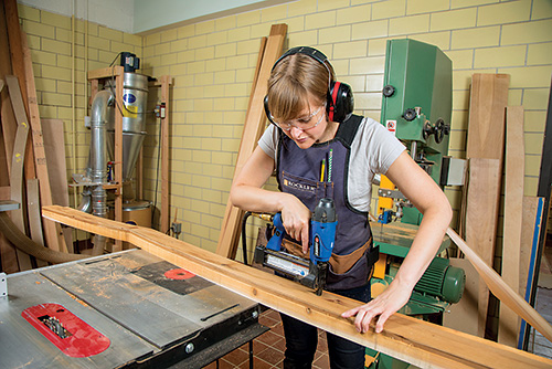 Nailing template to cedar benchtop slats