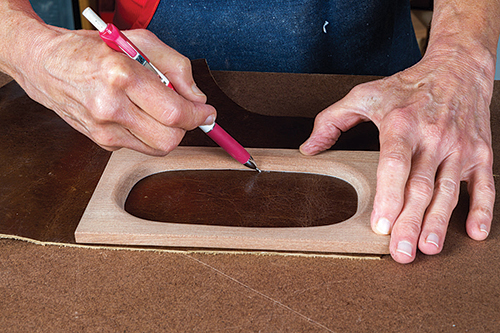 Marking leather for caddy box top