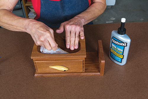 Using Titebond glue to secure leather boxtop
