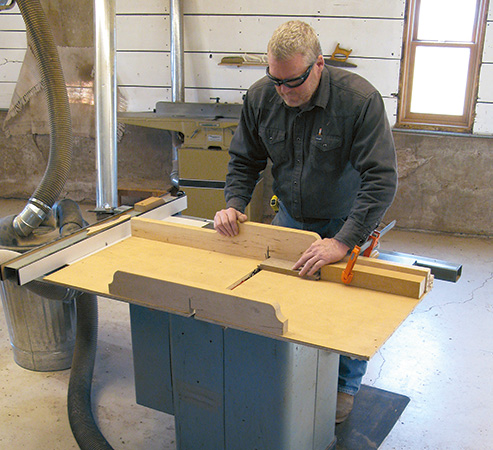 Cutting tenons on rails for bookcase with crosscut sled