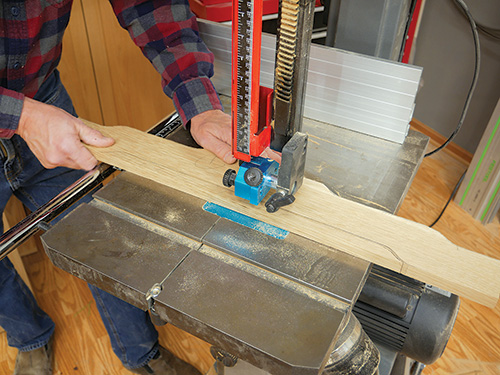 Cutting apron shape on a band saw