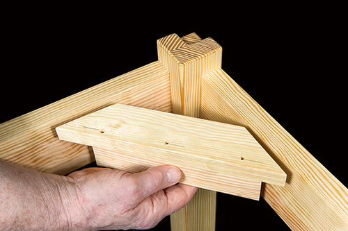 Corner block added to compact table corner joint