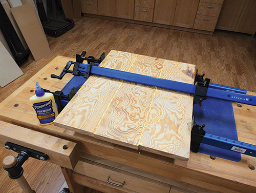 Clamping together parts for contemporary tabletop