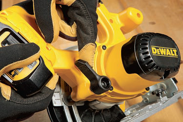 DeWALT’s oversized controls work well with gloved hands.