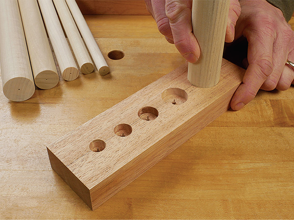 No-measuring Dowel Center Finder