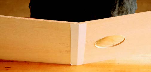 Assembling dust collection vacuum chamber framework