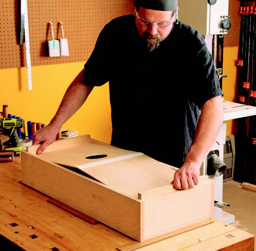 Assembling top of sanding cart vacuum chamber