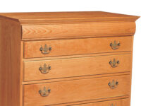 Colonial-style dresser with drawers