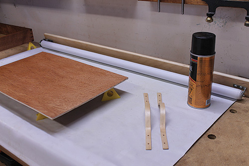 Spray finishing serving tray base