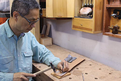 Creating felt padded feet for serving tray