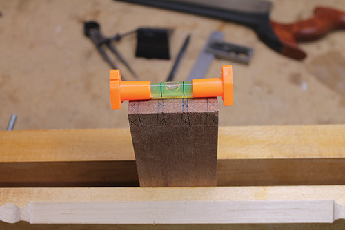 Checking flatness of board edge