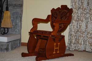 FBHannahsChairCollinsworth1