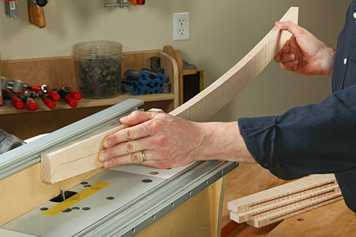 Cutting joinery for curved mirror frame legs
