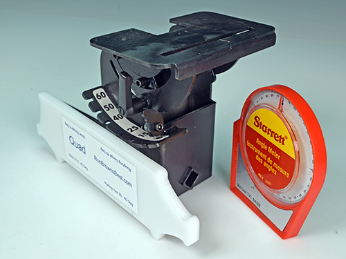 Grinding tool with an angle finder