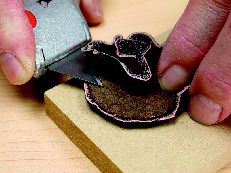 Cutting leather keepsake box liner