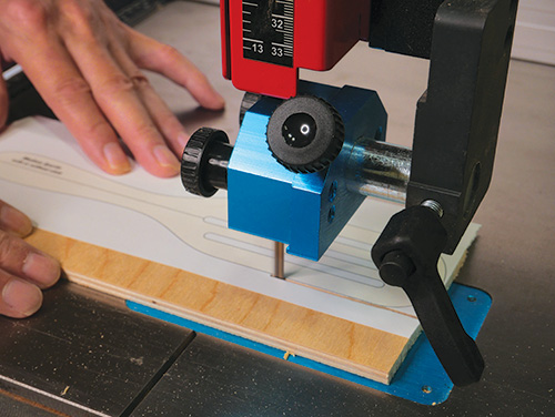 Using jigsaw to cut out spurtle blank shape