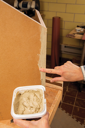 Covering plywood edges with wood putty