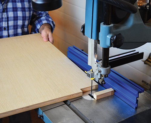 Cutting rail notch in Limbert hutch with a bandsaw