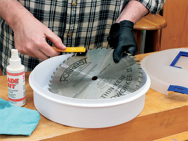 Cleaning Blades Is Easy as Pie