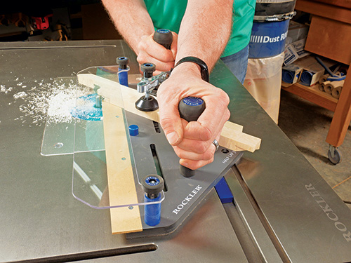 Cutting tongues for mirror frame top