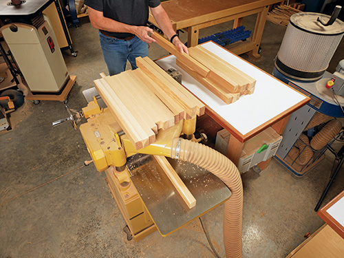 Organizing nesting table parts