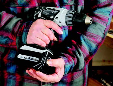 Rated at 3.1 amp hours, the Panasonic drill’s substantially sized 21.6-volt battery pack releases with a single button push.