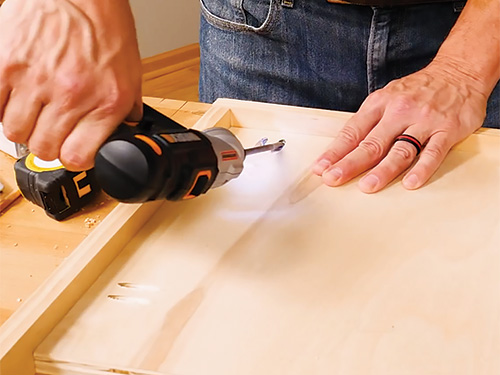 Attaching seat to the pine entry bench base assembly