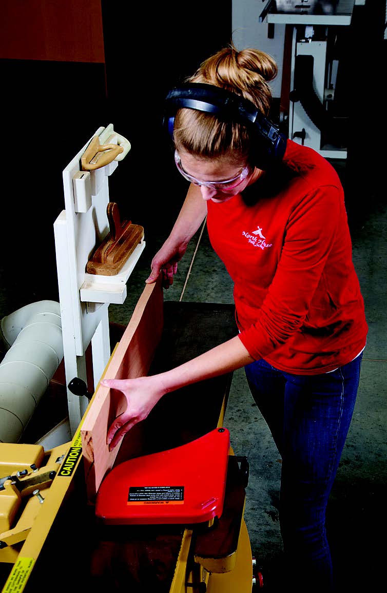 Flattening table parts in jointer