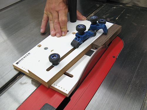 Making tapered cuts on starburst ray blanks