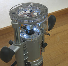 The standard LED lights (activated only when the router is running) are a thoughtful addition to this tool.