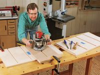 Routing Shaker dresser side panel dadoes