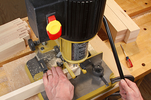 Cutting with a chisel mortiser