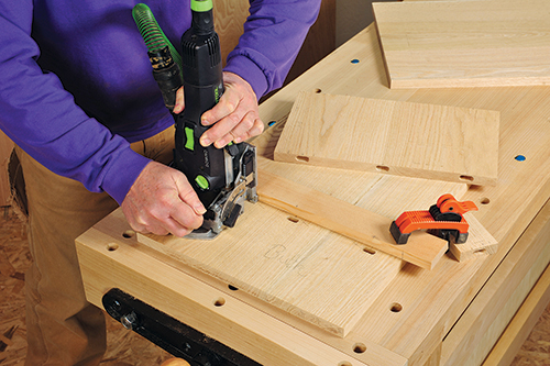 Cutting tenon holes in panels with Festool Domino