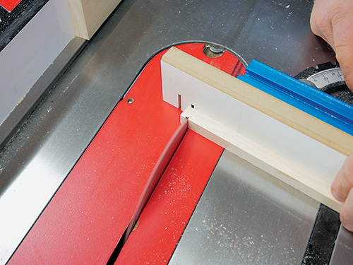 Making twelve degree angled cuts in lamp shade frame 