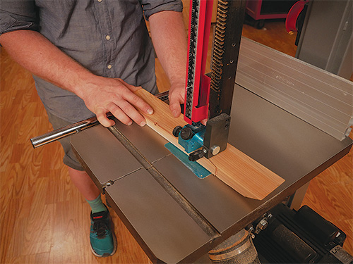 Cutting out curve on table apron with band saw