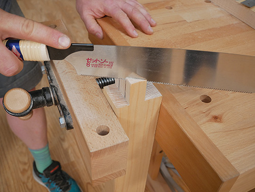Cutting table leg tenons with hand saw