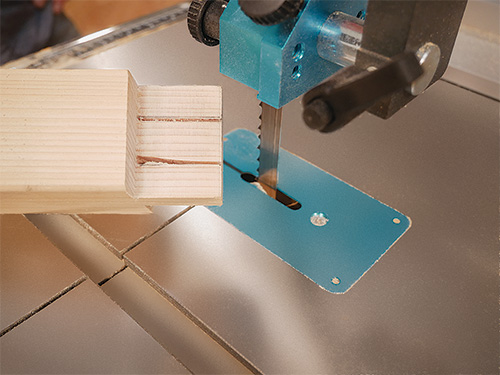 Cutting kerf in table leg joint