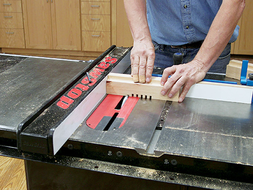 Cutting dadoes in trivet base blank