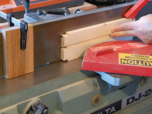 Cutting drawer sides on jointer