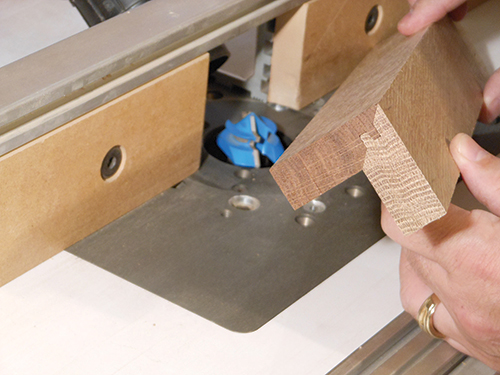 Test fitting locking miter joint