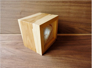 TWHickoryLampWithJapanesePaper