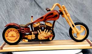 TWSideViewFlamesBike