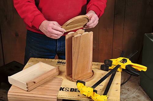 Dry clamping box sides and carcass with biscuits