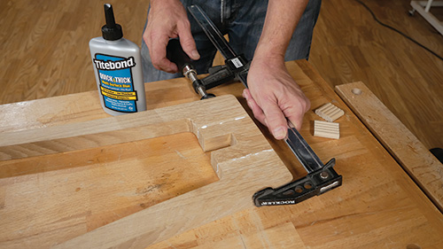 Gluing together plant stand center column with Beadlock joint